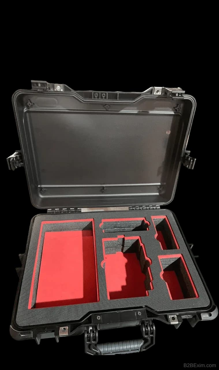 Plastic Carrying Case thumbnail 4