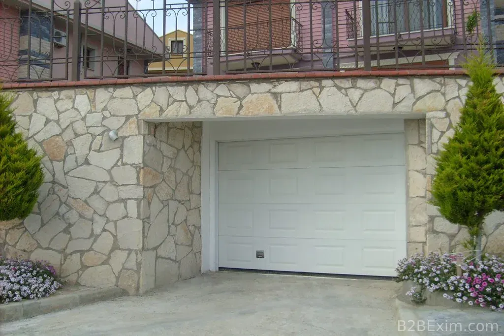 Sectional Garage Door Models thumbnail 6