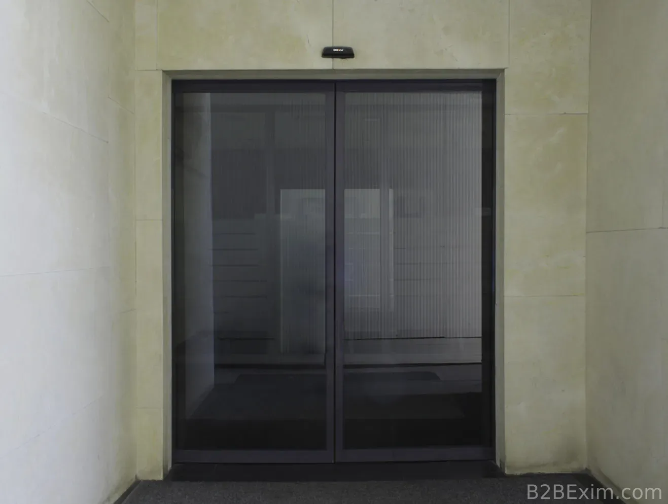 Radar-Activated Sliding Door Models thumbnail 2
