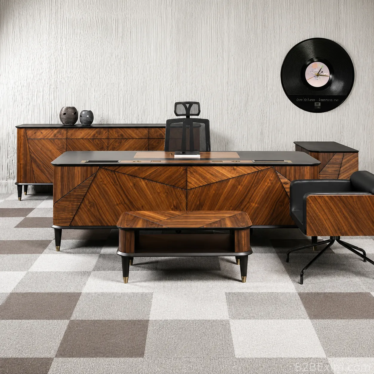 VIP Executive Desk Sets